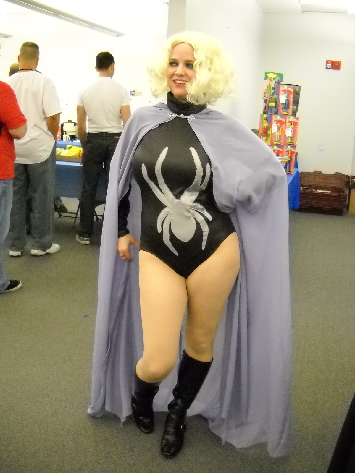 Guy using vibrator on girl Free mature in spandex
